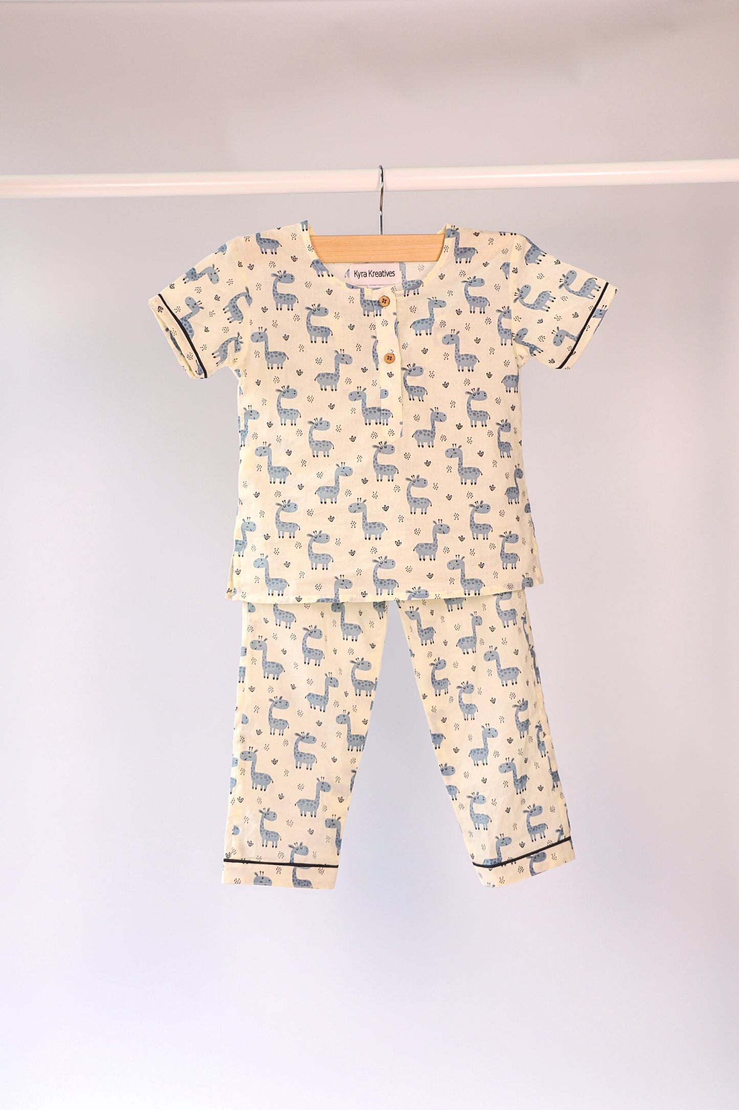 Unisex Kids Pajama Set - Giraffe